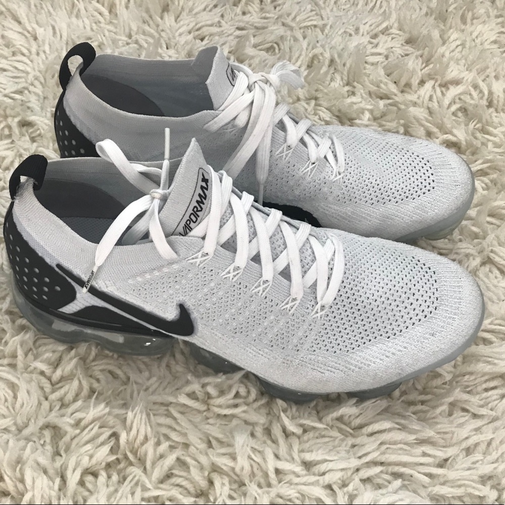 Nike Air Vapormax Flyknit 2 Size 12.5